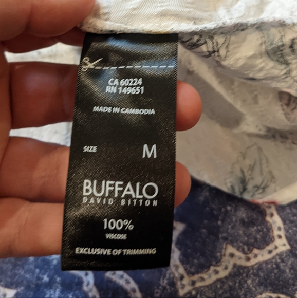 Buffalo David Britton Size Medium Textured Floral Tie Tie Waist Top - Picture 5 of 9